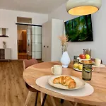Apartment Pretti - Neu, Stilvoll, Zentral, Komfortabel, Geräumig&ruhig
