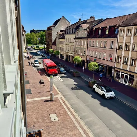 Pretti - Neu, Stilvoll, Zentral, Komfortabel, Geraeumig & Ruhig *